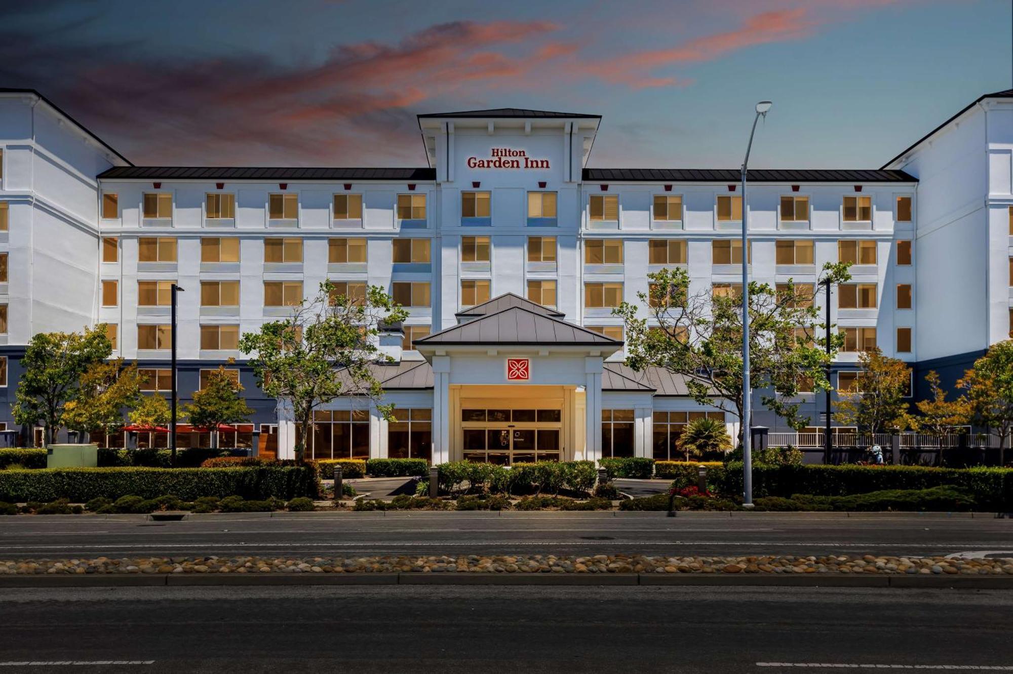 Hilton Garden Inn San Mateo Exterior foto